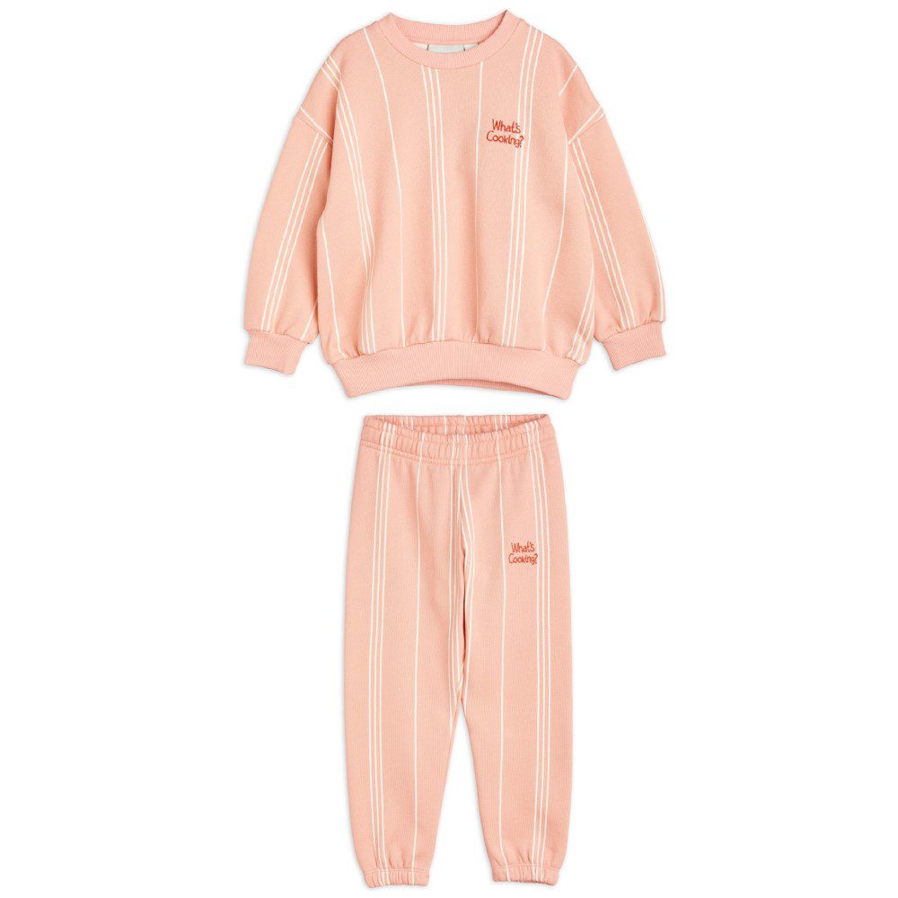 'What's Cooking' Embroidered Sweater & Sweatpants