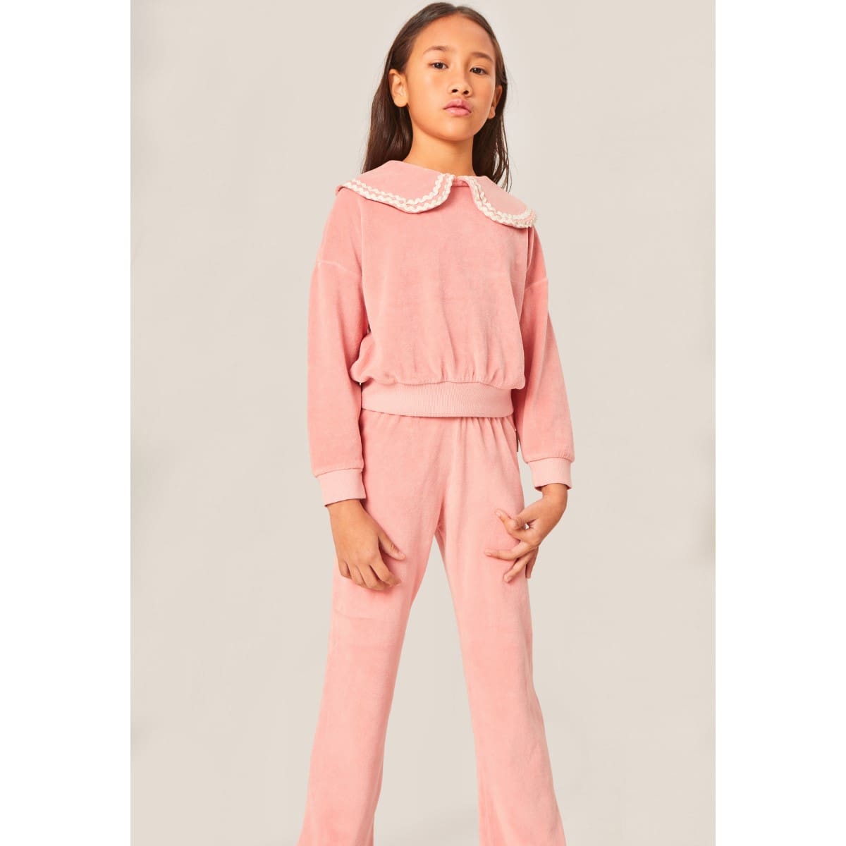 Lola Velvet Sweatshirt & Manuela Velvet Pant