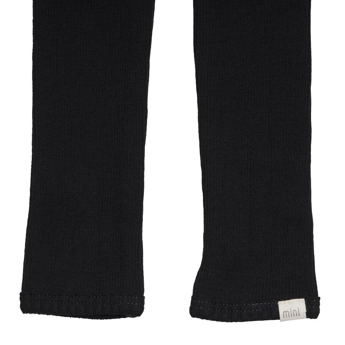 Aspen Atlantic & Arona | Black