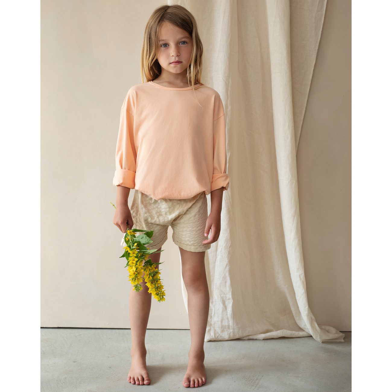 L/S Oversized Tee & Textured Summer Shorts