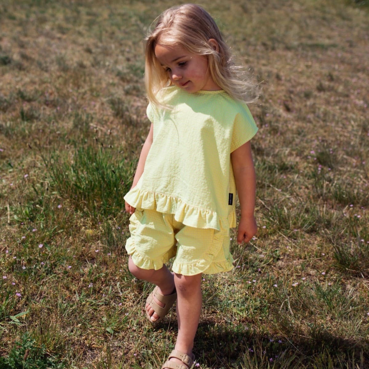 Chloe Checked Top Cozy Yellow