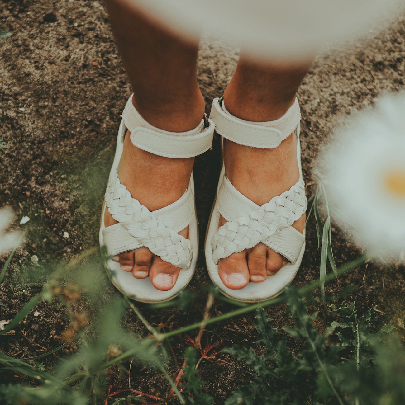 Sprai | Off White Leather