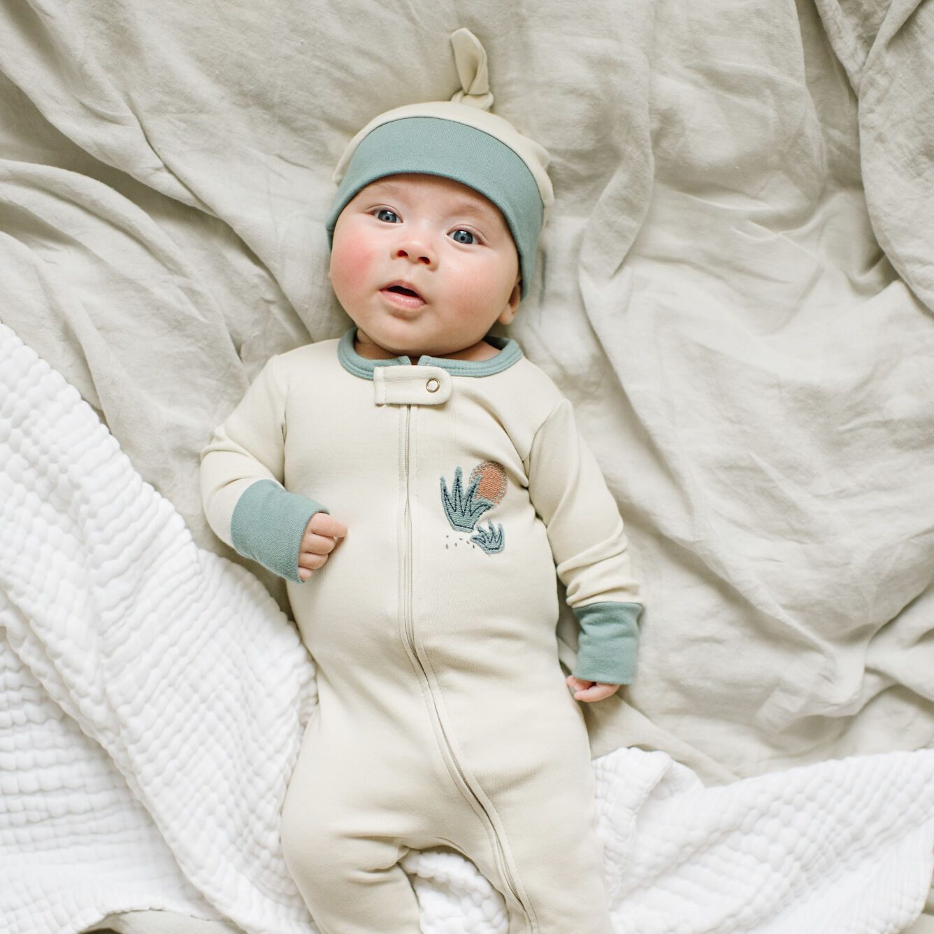 Appliqué Zipper Footie | Stone/Jade