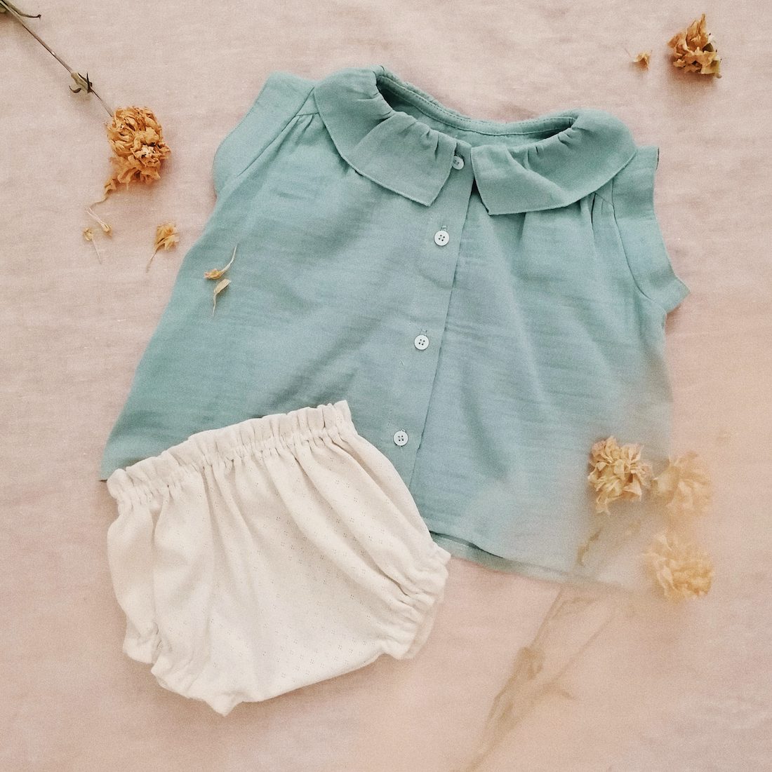 Azure Australe Blouse & Cream Dore Bloomers