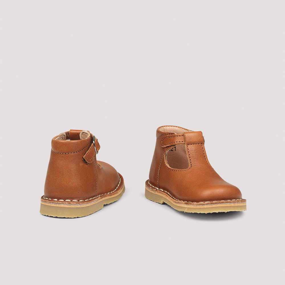 Classic T-Bar Cognac