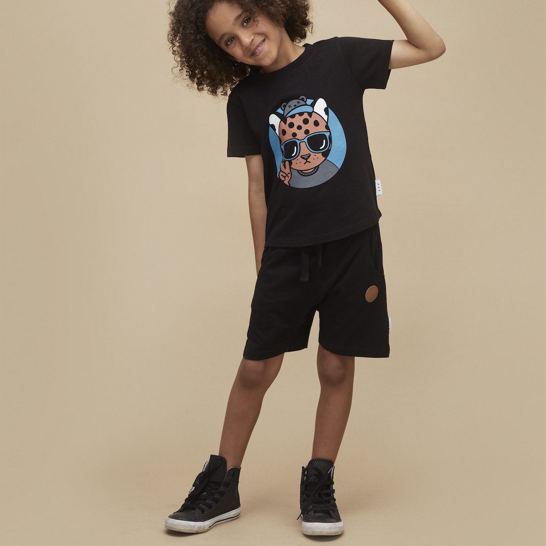 Cool Ocelot T-Shirt & Black Slouch Short