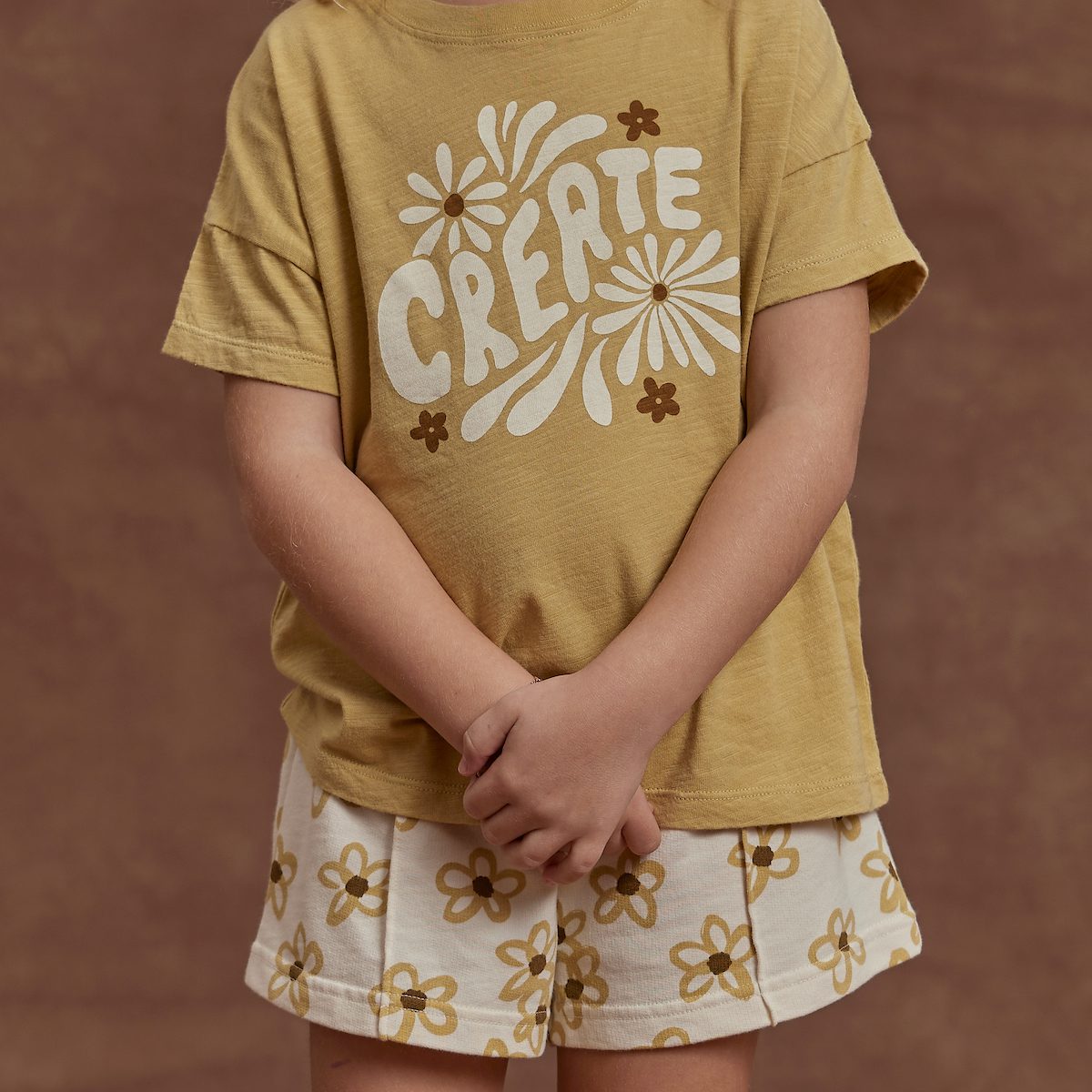 Boxy Tee Create & Track Short Daisy