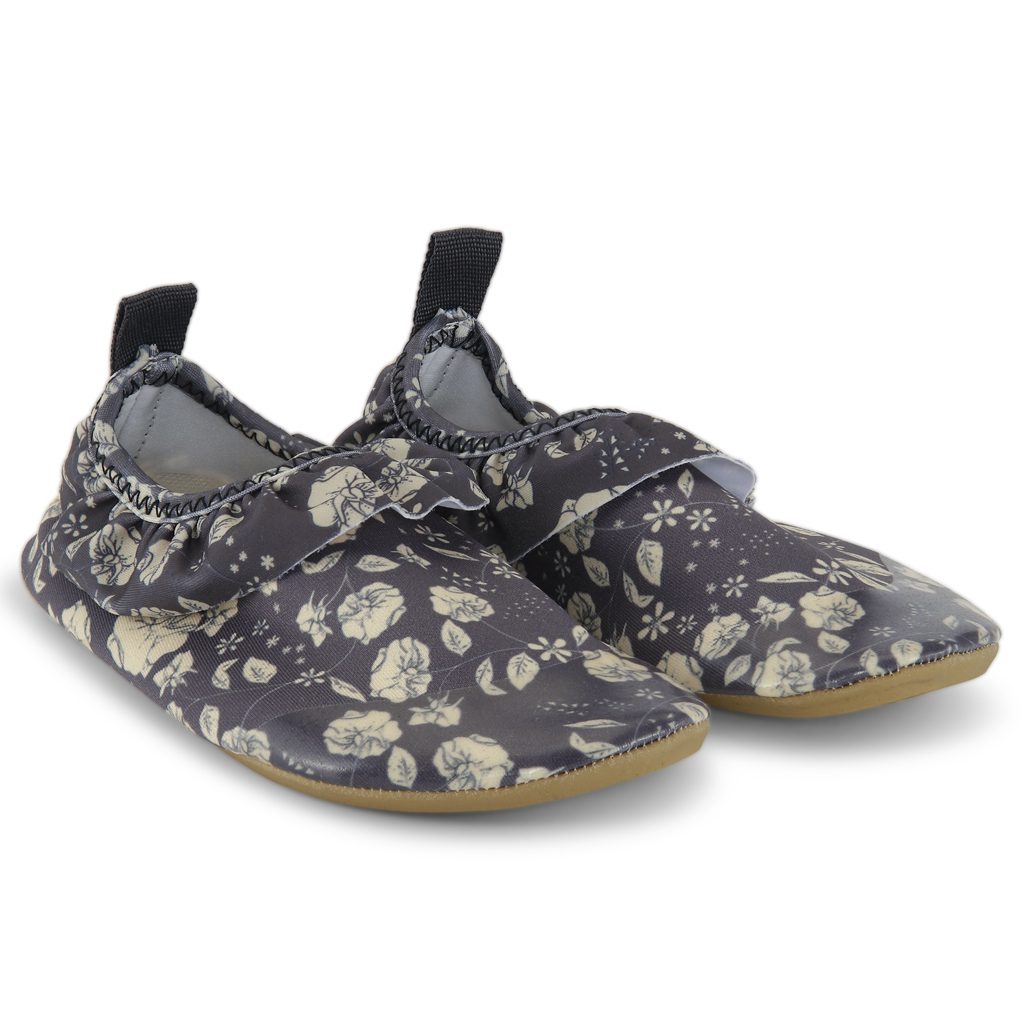 Manuca Swim Frill Shoes | Blossom Magnet