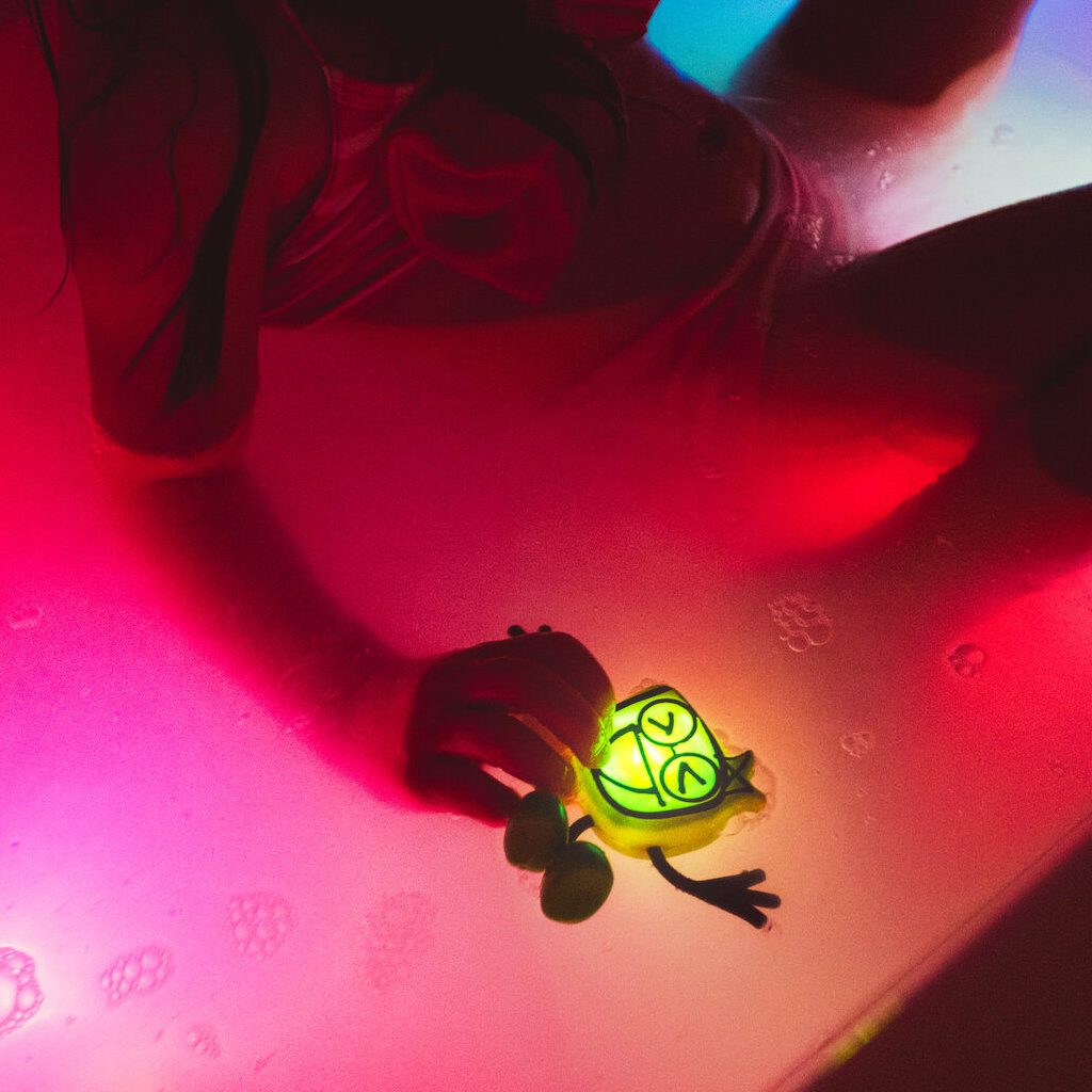 Light Up Character & Cubes | Alex Yellow