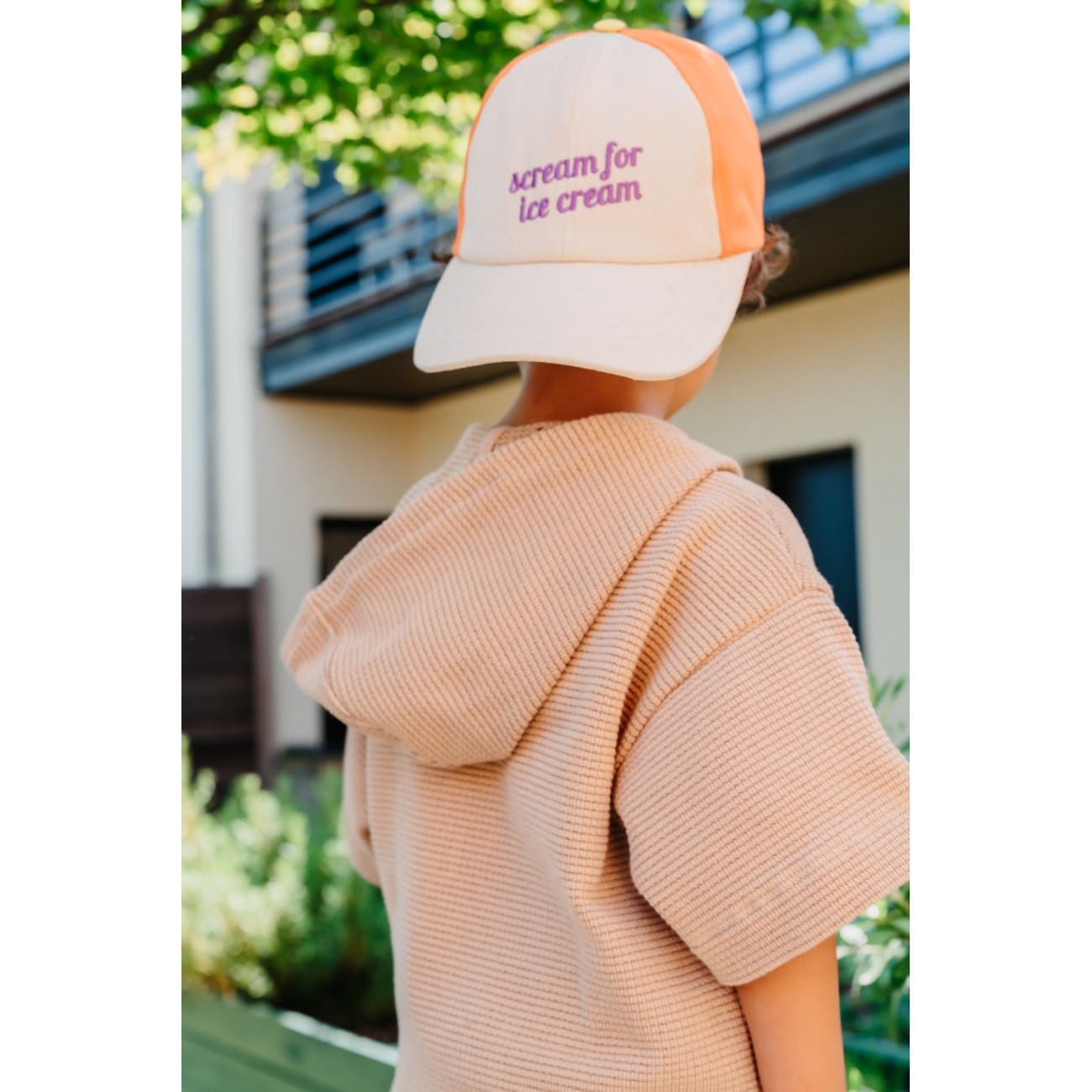 Richie Hoodie Vest & Armand Shorts  | Café Au Lait