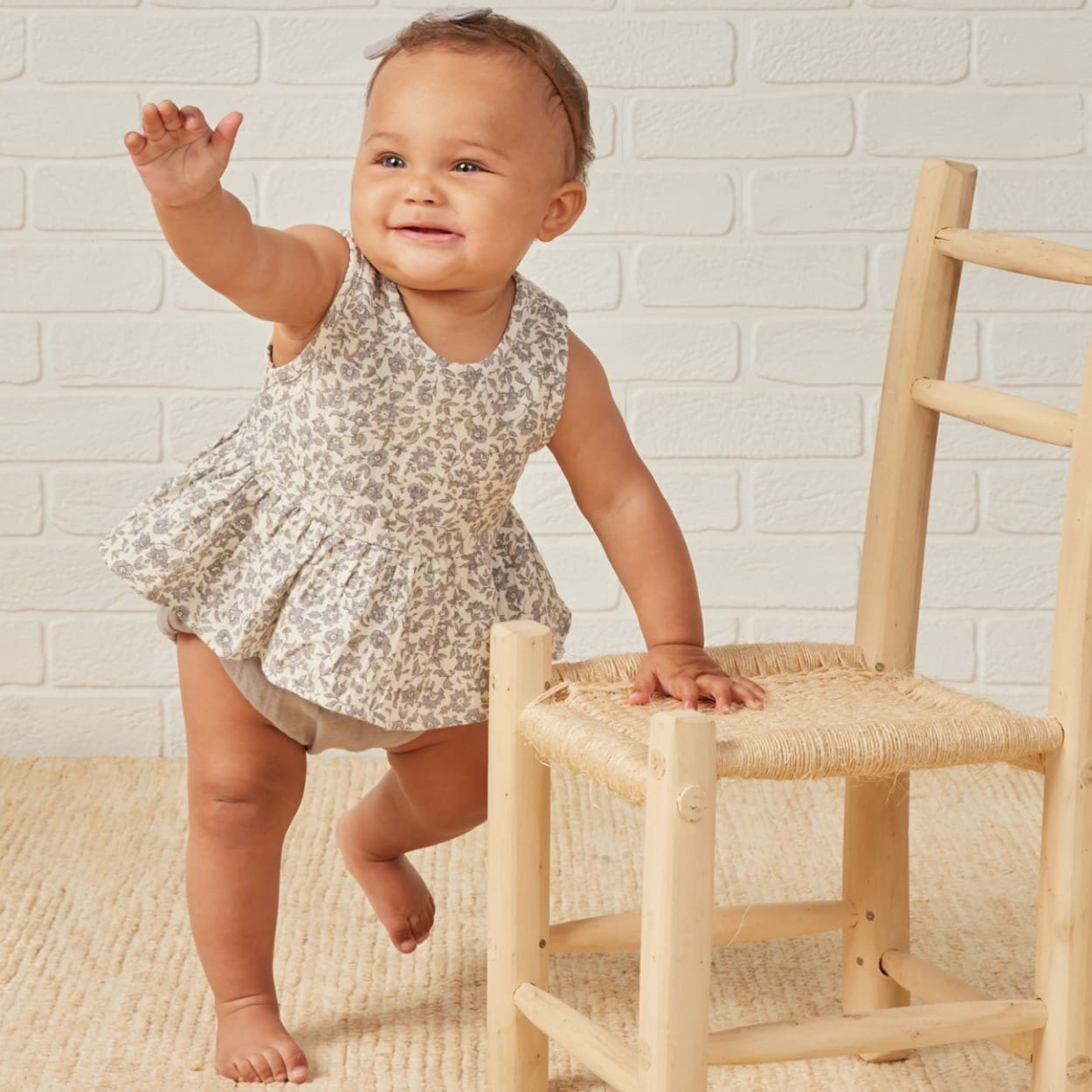 Sleeveless Peplum Set | French