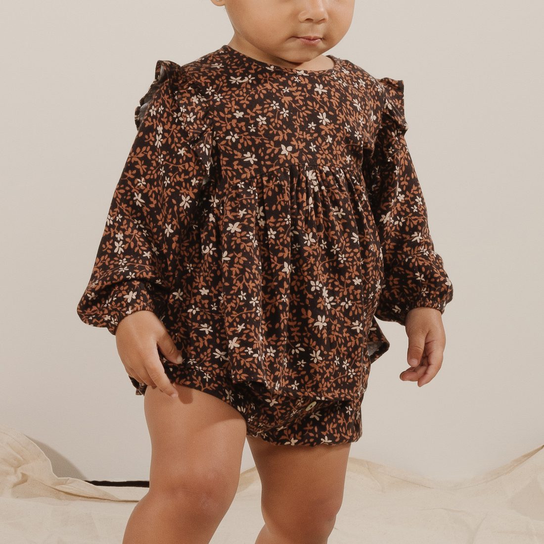 Piper Blouse & Button short | Winter Bloom