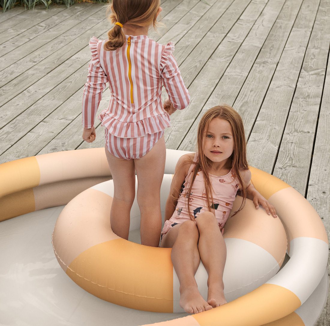 Savannah Pool | Rainbow Love Sandy