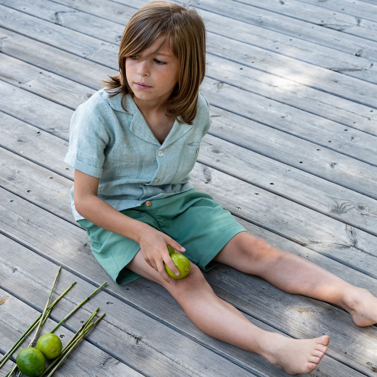 Textured Linen Shirt & Diagonal Canvas Short | Green & Loden Frost