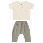 Pineapple Woven Henley Tee & Sage Rowan Pant