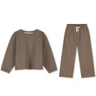 Cropped Sweatshirt & Loose Straight Trousers | Brownie