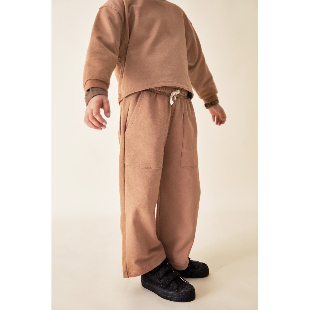 Cropped Sweatshirt & Loose Straight Trousers | Biscuit