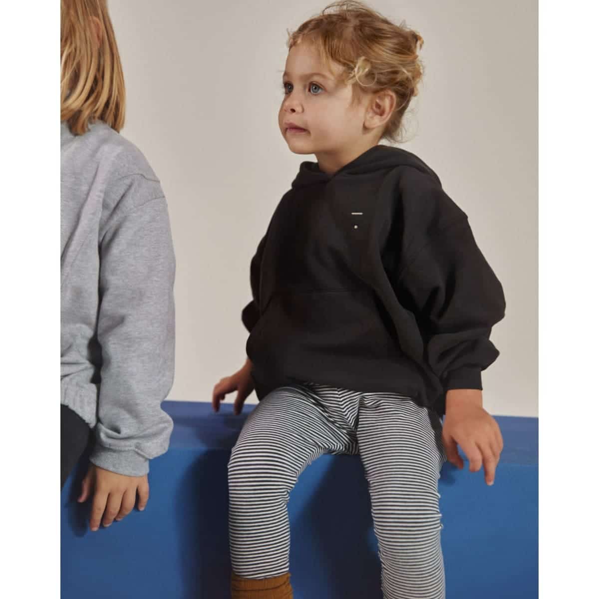 Hoodie | Nearly Black