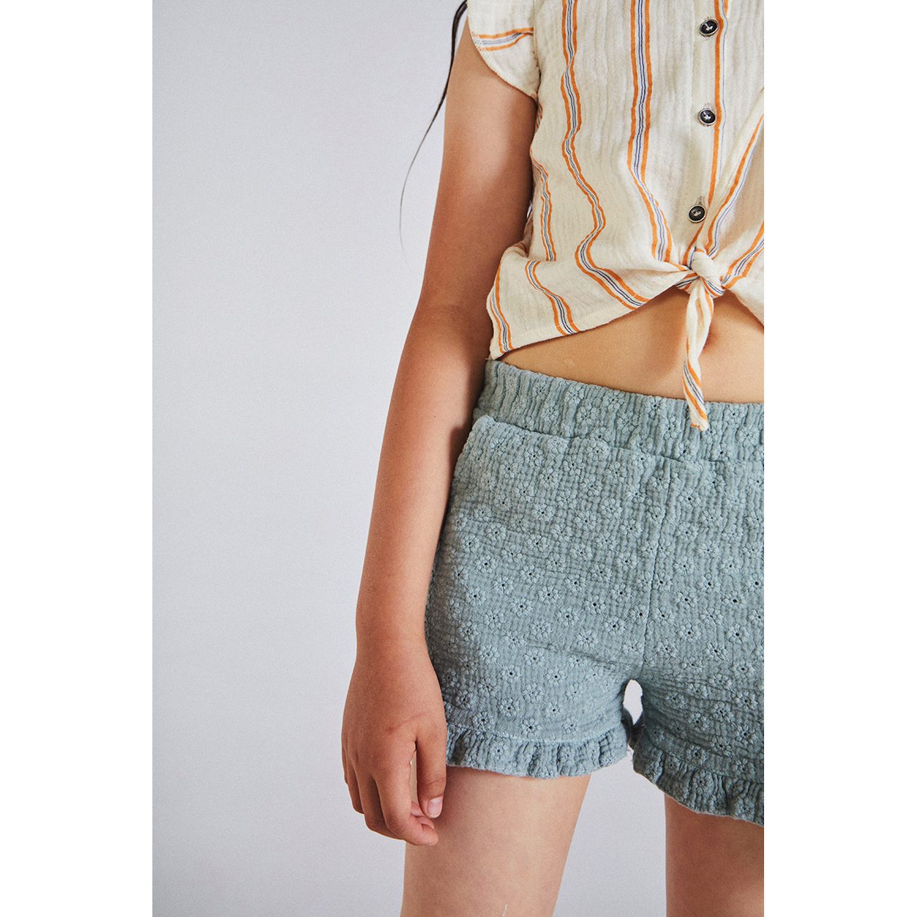Flamingo Raw Stripes Blouse & Azucar Green Daises Shorts