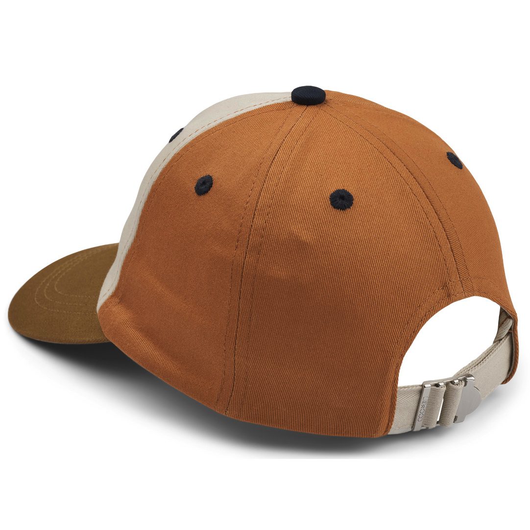 Danny Cap | Almond Multi Mix