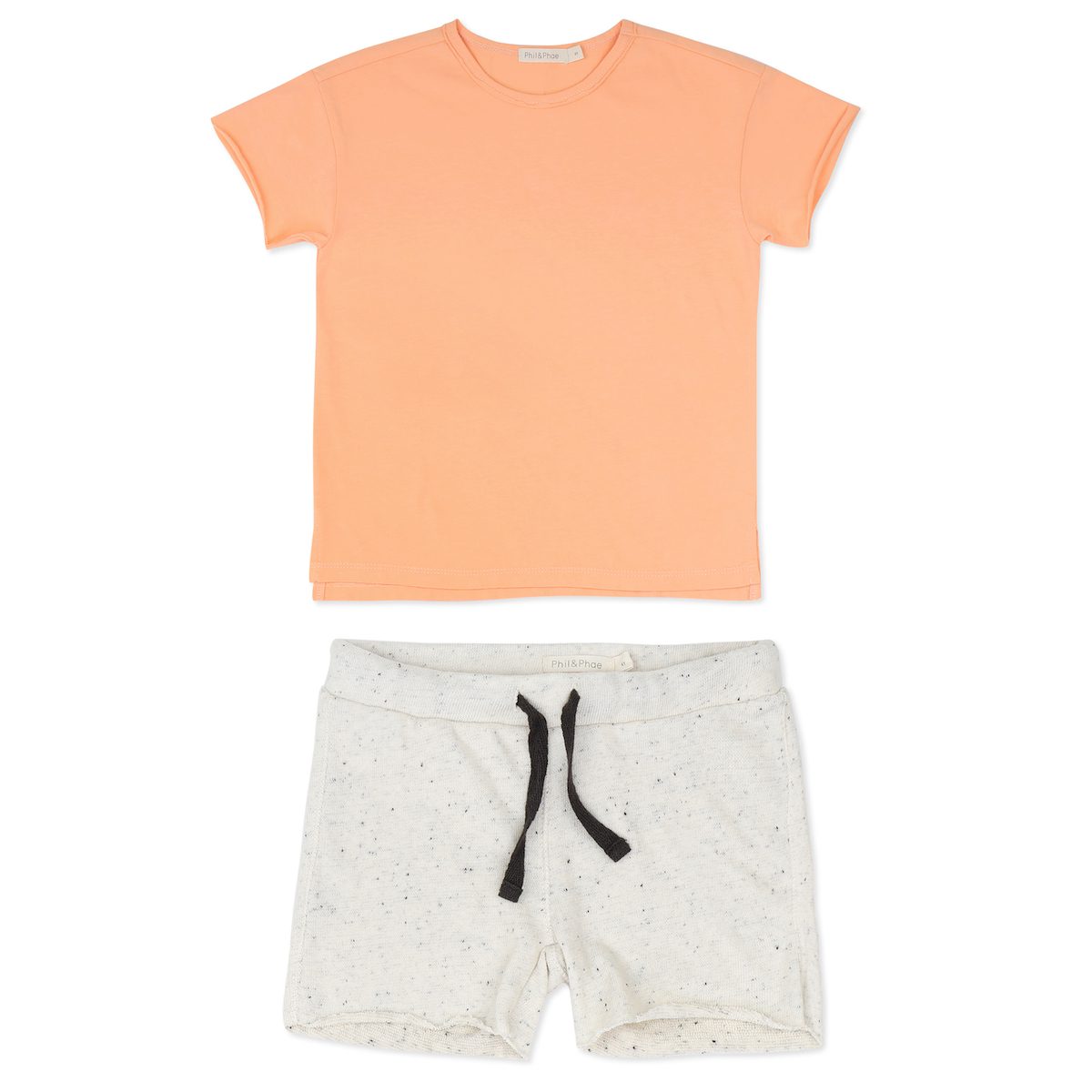 Peachy Coral Tee & Stracciatella Raw-Edged Speckles Shorts