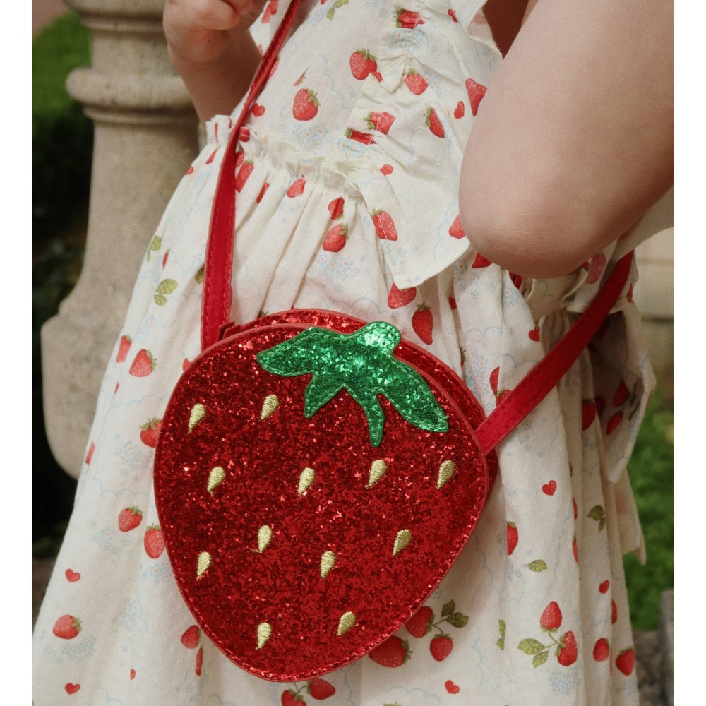 Tut Strawberry Shoulder Bag | Barbados Cherry