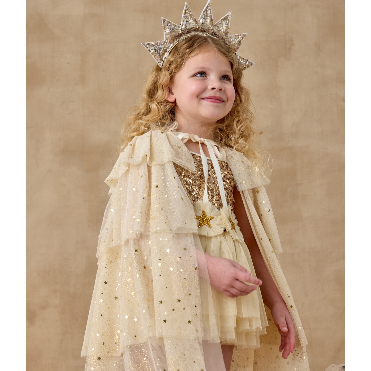 Tulle Cape Champagne Star