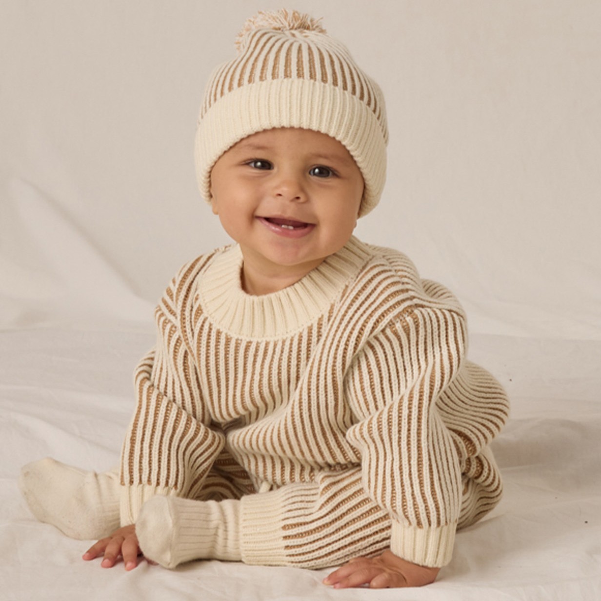 Relaxed Knit Sweater & Chunky Knit Pant Gold