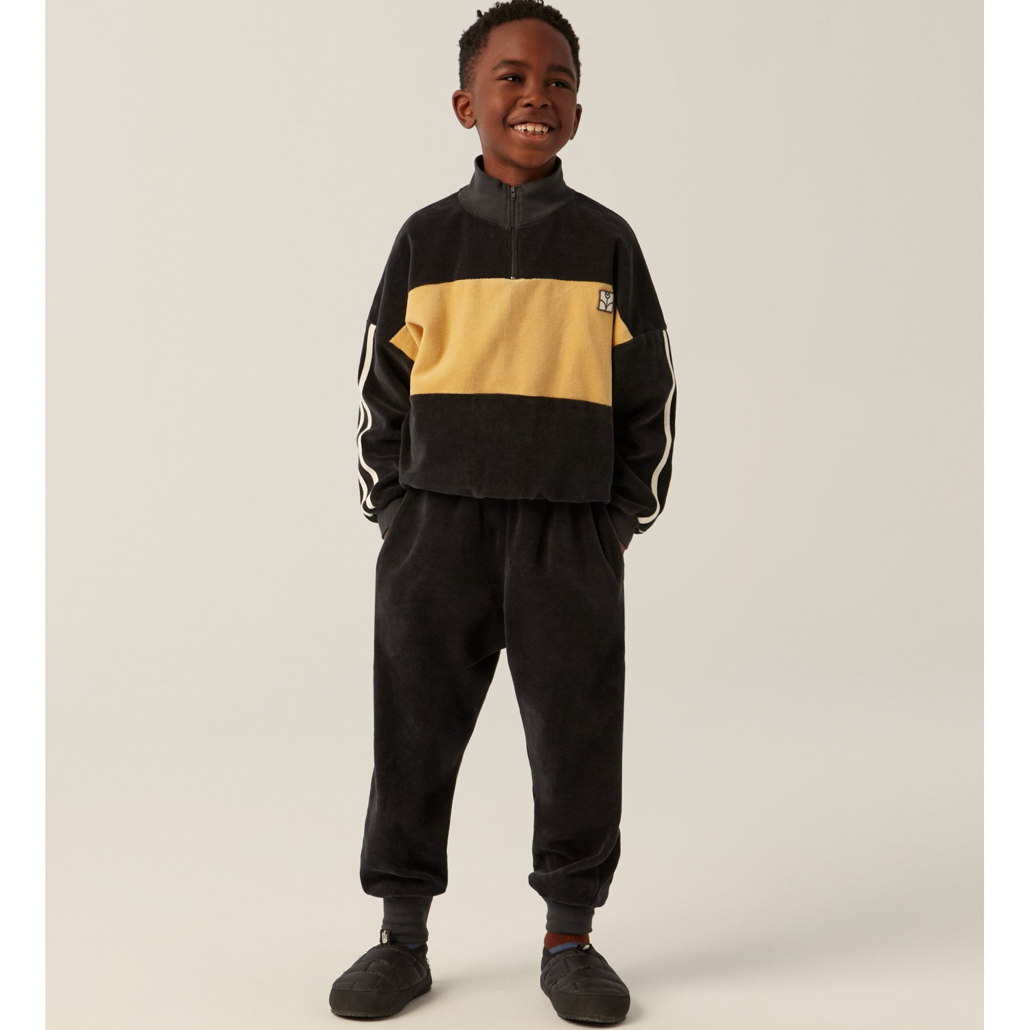 Grey Contrast Sweatshirt &  Grey Velour Jogging