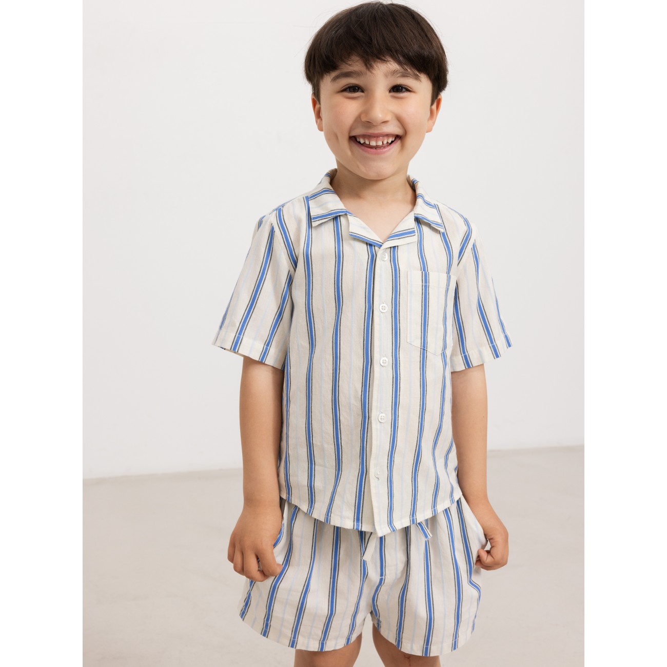 Take Shirt & Pina Shorts | Chambray Stripe